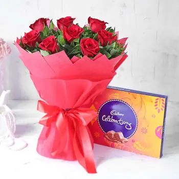 ROSES BOUQUET WITH CHOCOLATES