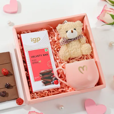 GIFT HAMPER